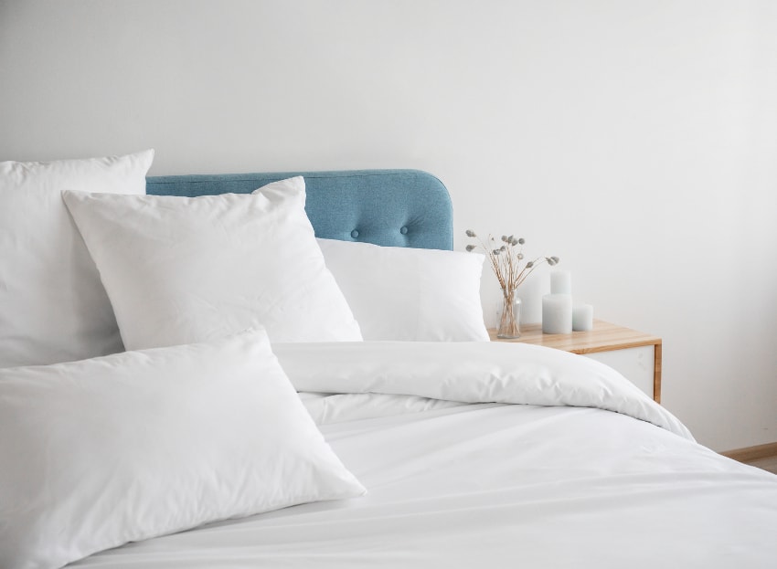 Kołdra 200x220 cm – popularny wybór do sypialni dla pary