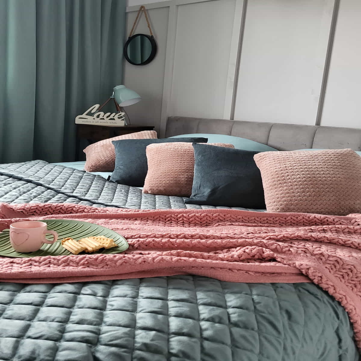 Quilted bedspread - what makes us eager to buy bedspreads with quilting?