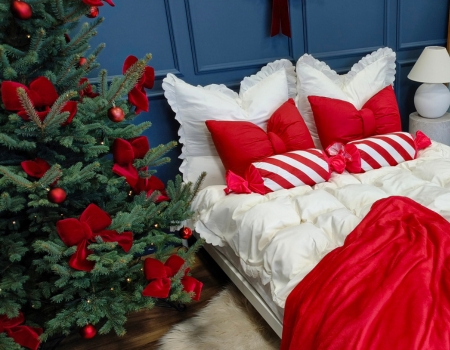 Jak ubrać choinkę nowocześnie?