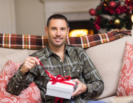 Prezent na święta dla mężczyzny - co kupić, gdy on „niczego nie potrzebuje”?