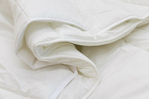 Quilt 200 x 220 Anti-allergenic 4 Seasons Ina 01