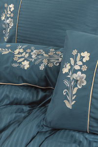 Bedding 200 x 220 6pcs Satin Zehra Brode 01