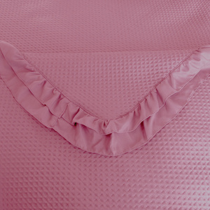 Bedspread 170 x 210 Quilted with Ruffle Rosella 08