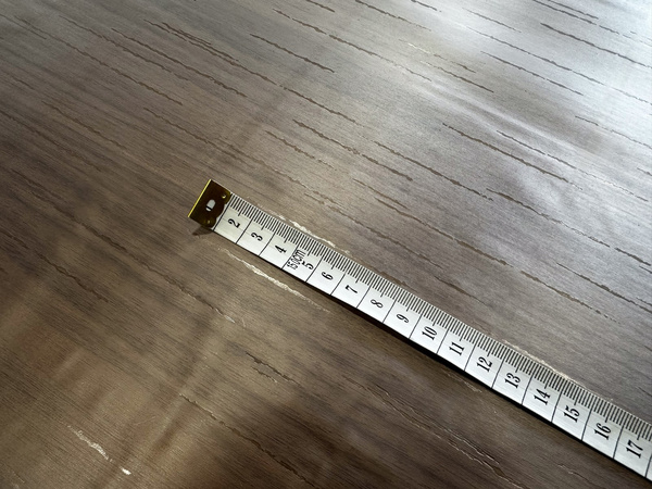 Cerata Na Stół 140 cm Dekoracyjna Na Metry Lena 57