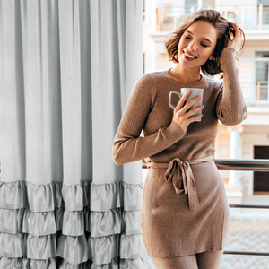 Zasłona 140 x 250 Welwet z Falbaną Dani Srebrny