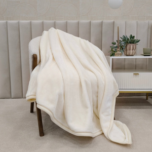 Koc 200 x 220 Akrylowy Jednolity Ciepły Yasemin 08