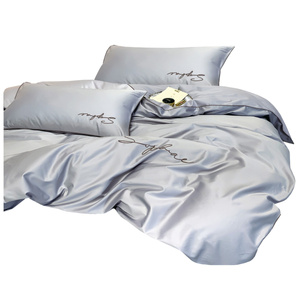 Bedding set 220 x 200 3 pieces with Areta 09 embroidery