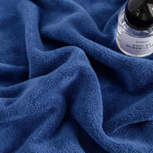 Towel 50 x 90 Microfiber Active 380g/m2 Pomegranate