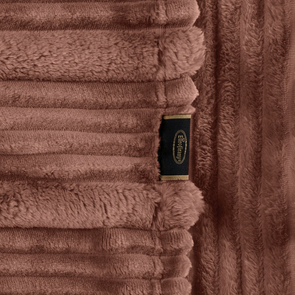 Koc 150 x 200 Flanelowy Tłoczony Nina Mocha