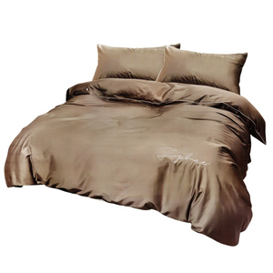 Bedding 160 x 200 4 pcs with Embroidery Areta 08