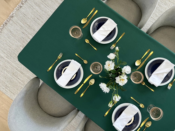 Obrus 120x220 Plamoodporny Surbo Zieleń Butelkowa