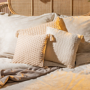 Poszewka 60 x 60 Dekoracyjna Seville 4C Beżowy