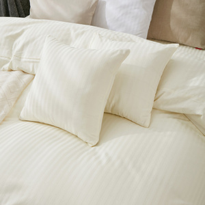 Bedding 140 x 200 2pc Cotton Adamash Ecru