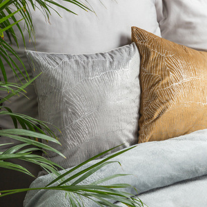 45 x 45 Decorative Velvet pillowcase BLINK13 Maroon