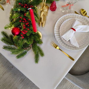 Tablecloth 140x220 Stain-Resistant Surbo Cream