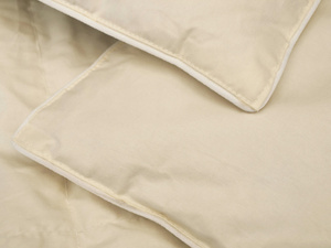 Half Feather Quilt Cream 160x200