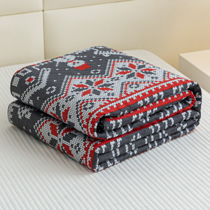 Quilt 170 x 210 Embossed Christmas Levent 03