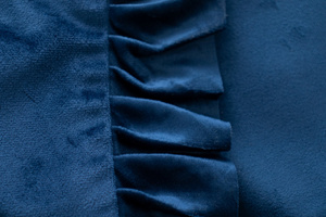 Bieżnik 40 x 160 Dekoracyjny z Falbankami Ligia 09