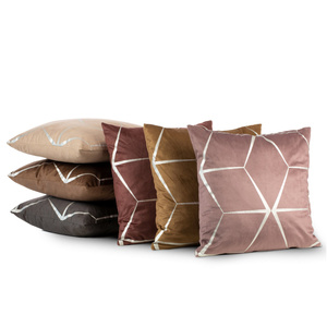 Poszewka 45 x 45 Dekoracyjna Velvet Blink28 C. Beż