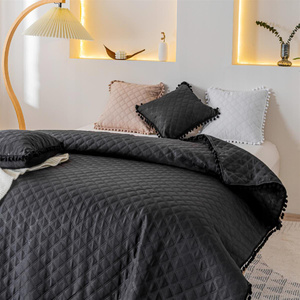 Bedspread 160 x 220 Quilted Two-Sided Pompoo Black