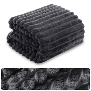 Koc 160 x 200  Mikrofibra Tłoczona Pasy Nuvio 03