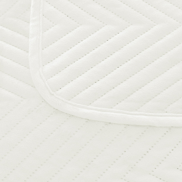 70 x 160 Houndstooth Velvet Bedspread Caden 07