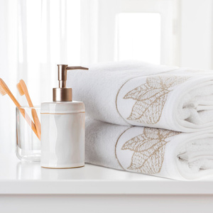 70 x 140 Cotton Bath Towel Blanca8