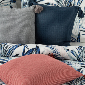 Pillowcase 45 x 45 Decorative Pompoms Poly 04 Pink