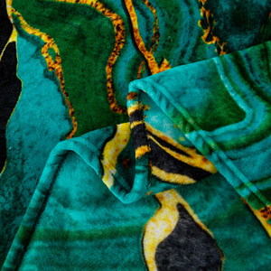 Koc 200 x 220 Mikrofibra Gładka Inger 14