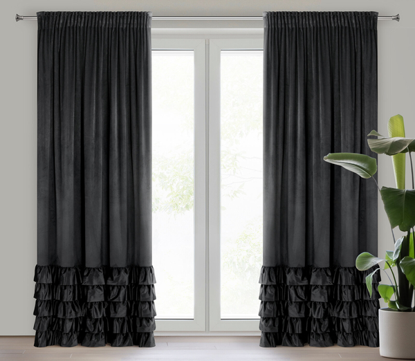 Zasłona 140 x 270 Welwet z Falbaną Dani Czarny