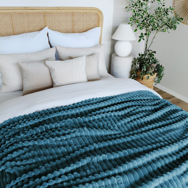 Blanket 200 x 220 Microfiber Stamped Stripes Nuvio 11