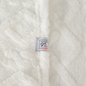 Blanket 150 x 200 Design Microfiber Braid White