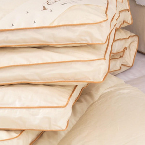 Kołdra 155 x 200 Exclusive Materacowa Extra Ciep B