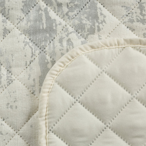 Quilt 220 x 240 Quilted Velvet Blink3 B+Silver