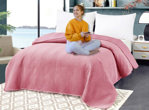 Bedspread 220 x 240 Embossed Velour Marieta 08