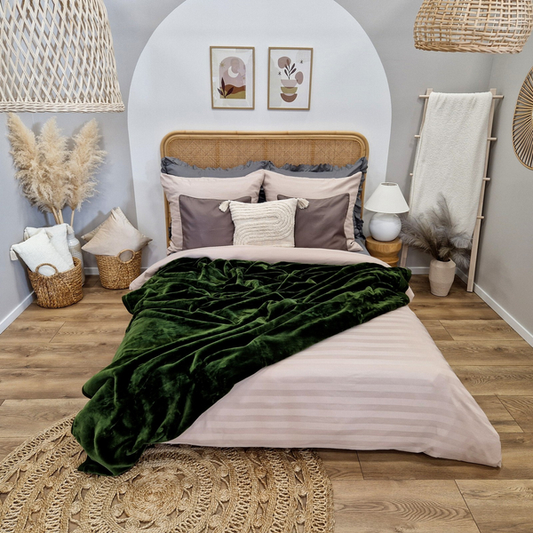 Koc 200 x 220 Akrylowy Jednolity Ciepły Yasemin 10