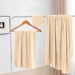Towel 50 x 90 Microfiber Active 380 g/m2 Beige