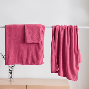 Towel 50 x 90 Microfiber Active 380 g/m2 Fuchsia