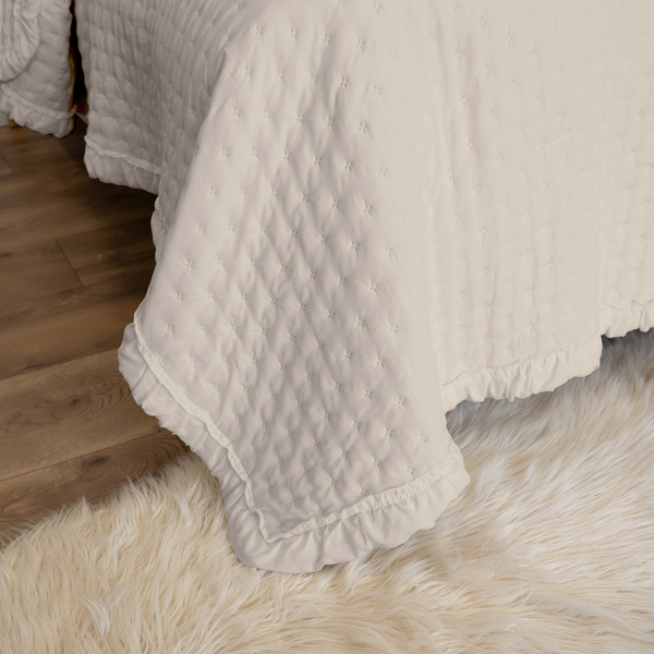 Narzuta 220 x 240 Pikowana Z Falbaną Celia 03