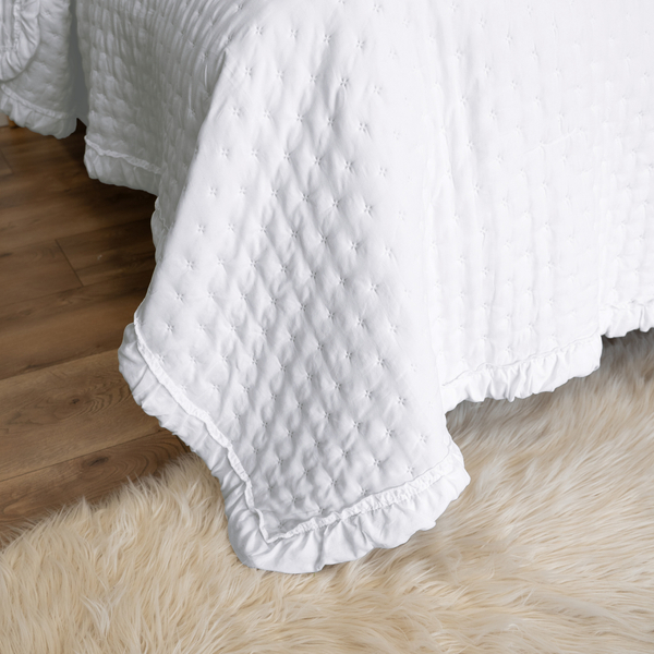 Narzuta 200 x 220 Pikowana Z Falbaną Celia 01