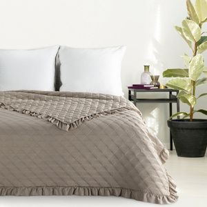 Quilted Bedspread 220 x 240 with Ruffle Vanesa C.Beige
