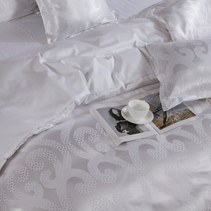 Bedding 220 x 200 5pcs Satin Embroidered AT003