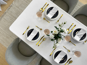 Tablecloth 110x160 Stain-resistant Surbo White