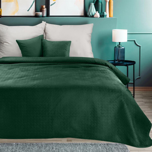 200 x 220 Quilted Velvet Luiz5 Green Bedspread