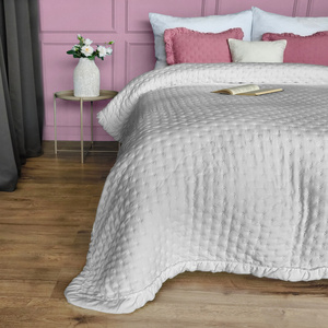 Narzuta 170 x 210 Pikowana Z Falbaną Celia 05