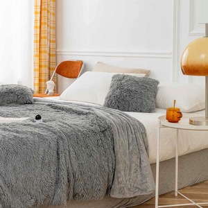 Blanket 150 x 200 Yeti Italian Furry Grey