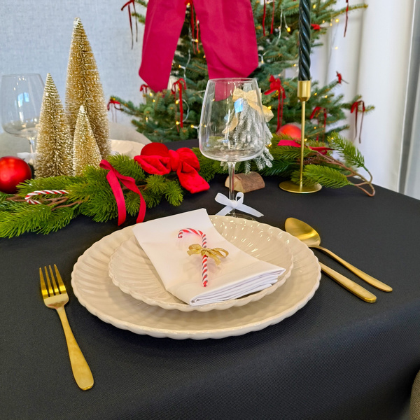Obrus 130x180 Plamoodporny Klasyczny Elegant Czerń
