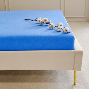 70 x 140 Terry sheet with elastic Gaja 17