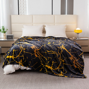 Koc 200 x 220 Mikrofibra Gładka Inger 15