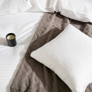 Pillowcase 50 x 70 Cotton Adamash White